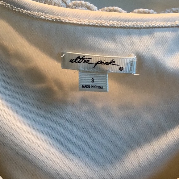 Asymmetrical Lined Crochet Cream Top Med. - Picture 2 of 7